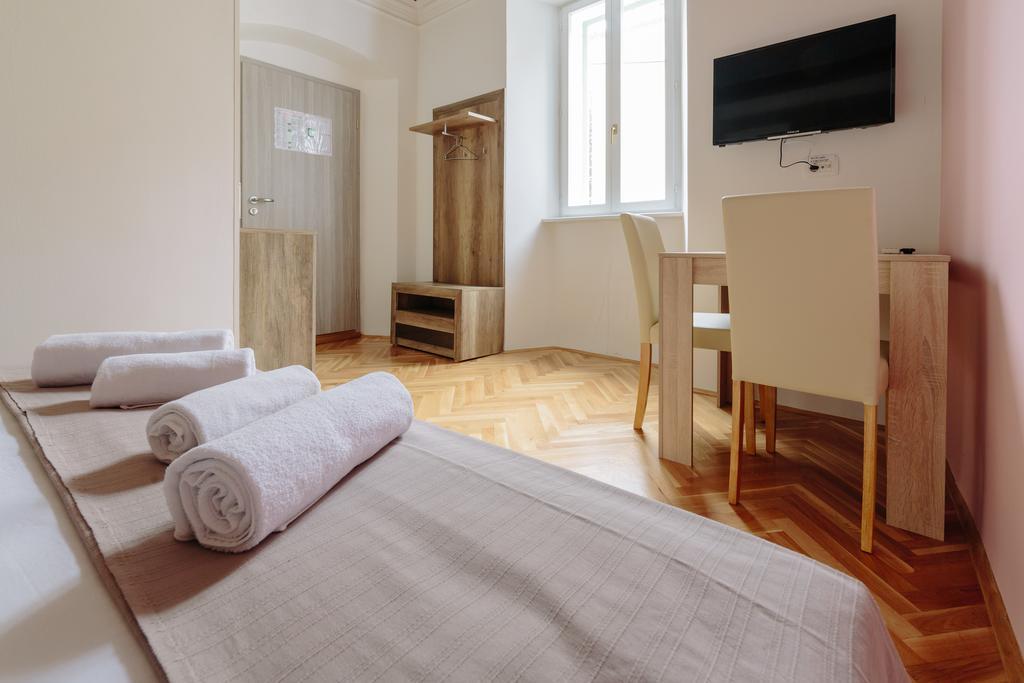 Piranika Otel Dış mekan fotoğraf